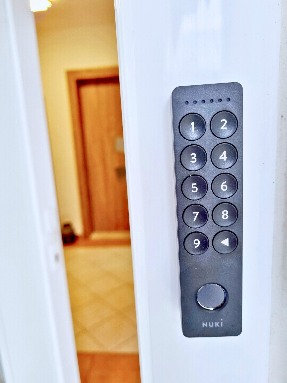 Nuki Bluetooth Smart Lock f&uuml;r kontaktlosen Self-Check-in